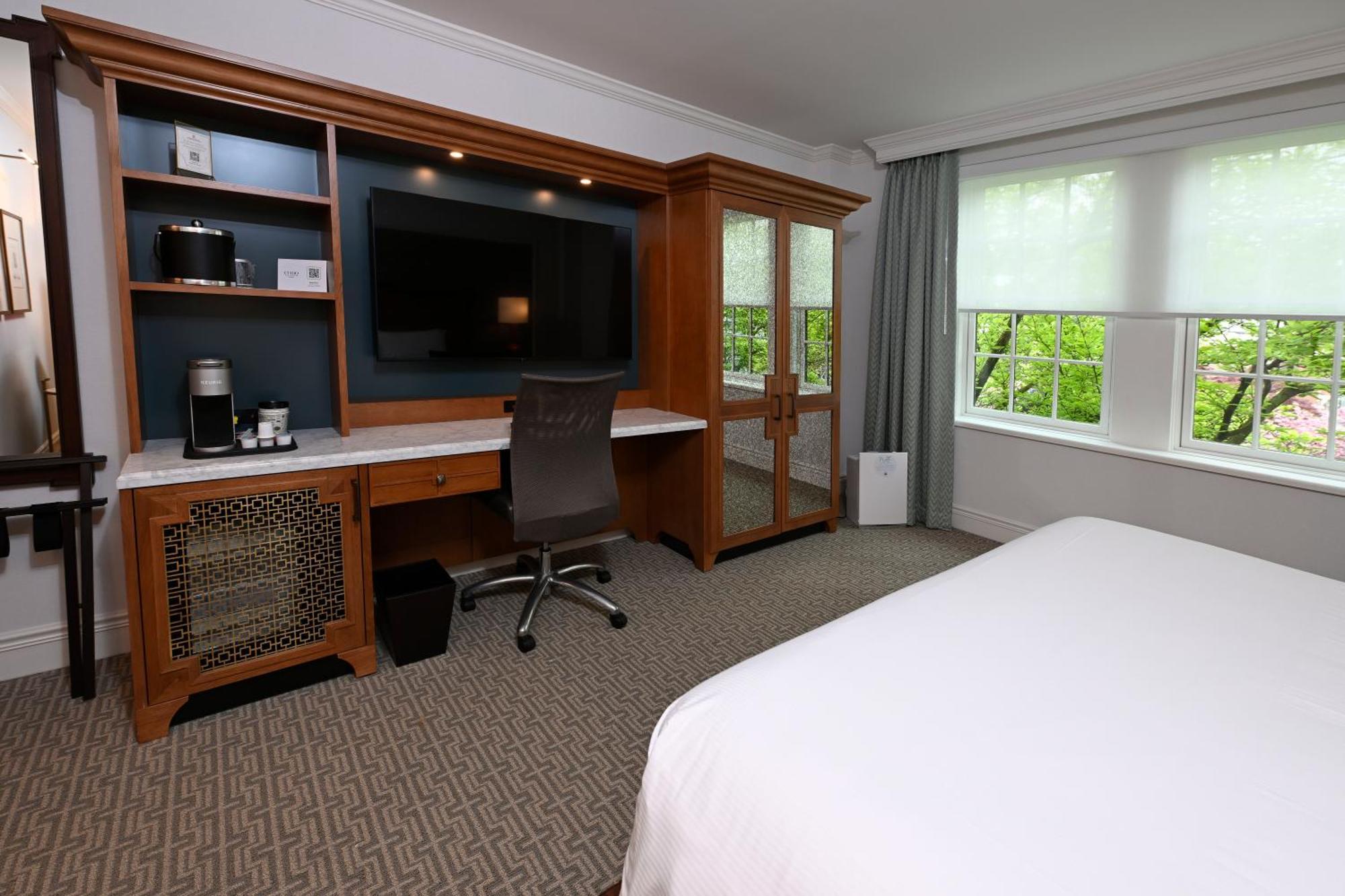 Hotel Roanoke & Conference Center, Curio Collection By Hilton Buitenkant foto