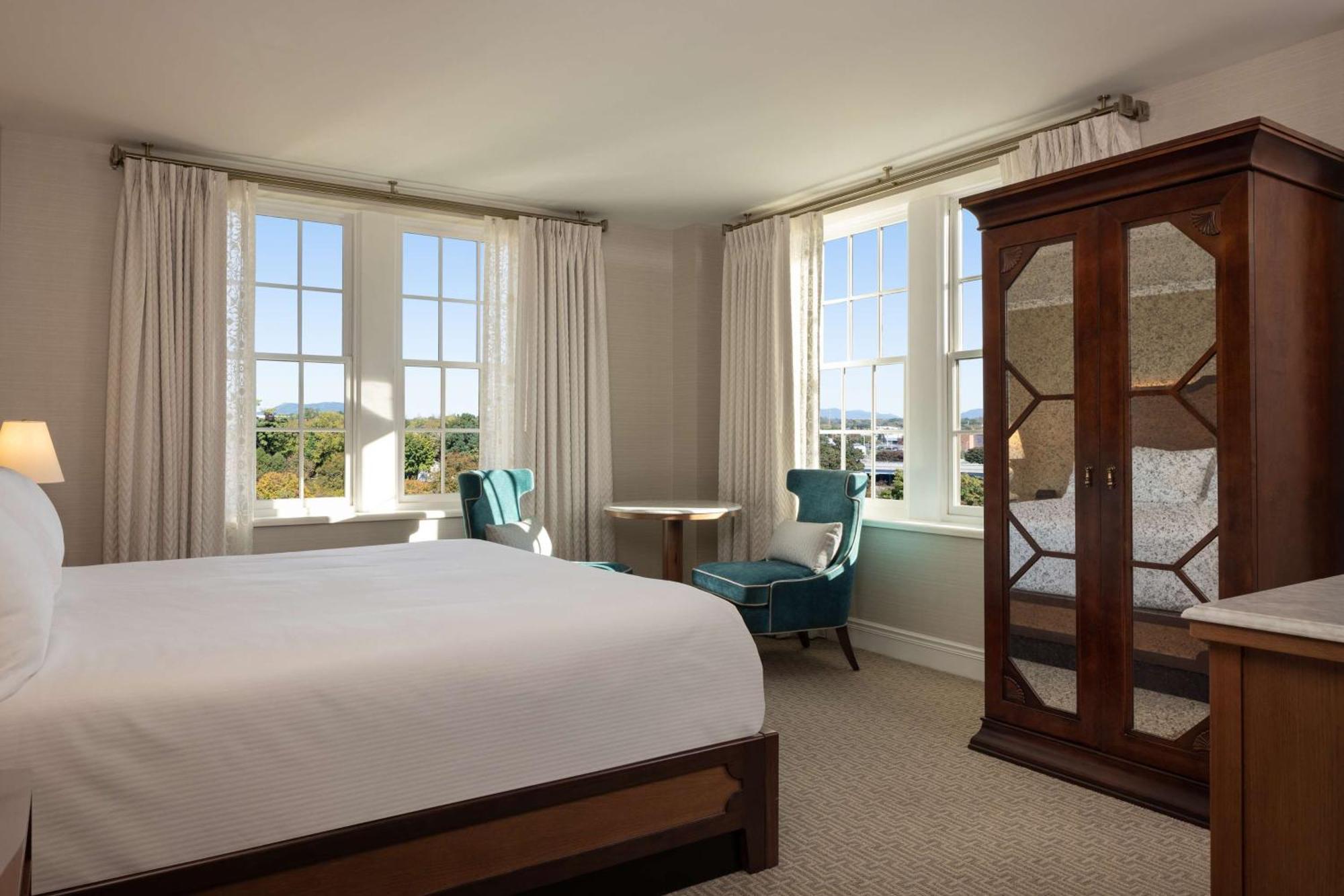 Hotel Roanoke & Conference Center, Curio Collection By Hilton Buitenkant foto